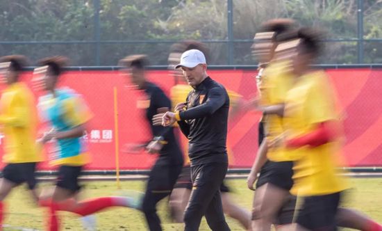 ”导演李太阁也坦言：“丁义峰牺牲自己还原真相，是一种对生命的救赎，如果丁义峰不讲出这个真相，毛卫卫也许一辈子不知道他的母亲和马双喜爱着他，他将一辈子活在痛苦中，丁义峰揭露真相对毛卫卫而言是一种治愈，也让他知道金喜妹是可以牺牲生命爱他的